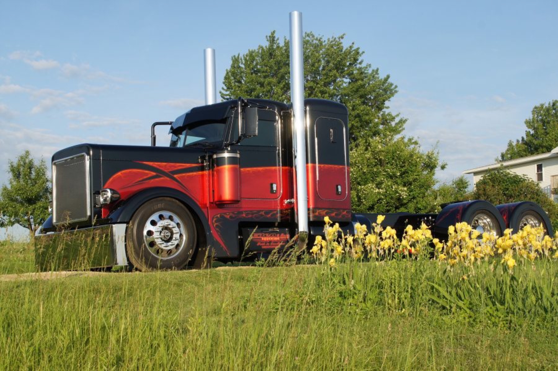 Eilen & Sons Trucking photo 2